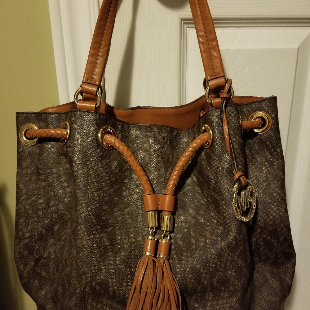 Michael Kors purse